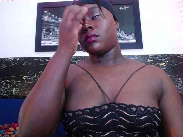 bigass-ebony webcam