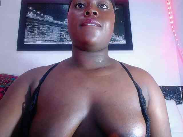 bigass-ebony webcam