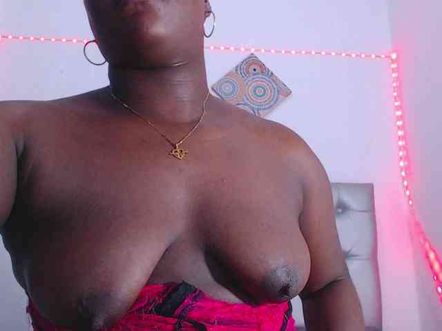 bigass-ebony webcam