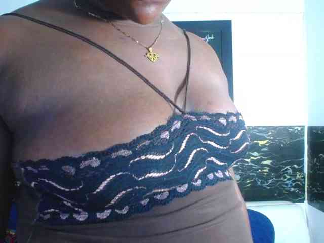 bigass-ebony webcam