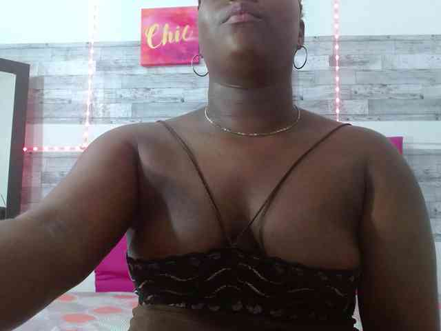 bigass-ebony webcam