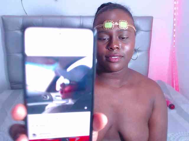 bigass-ebony webcam