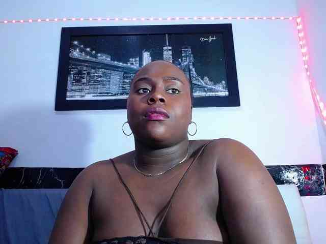 bigass-ebony webcam