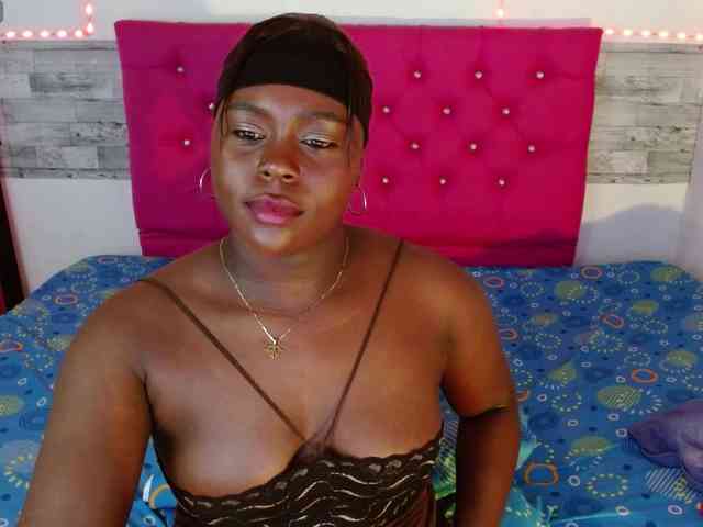 bigass-ebony webcam
