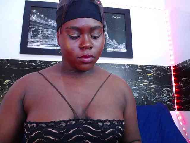 bigass-ebony webcam