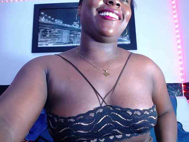 bigass-ebony webcam