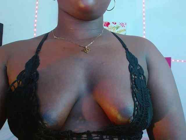 bigass-ebony webcam