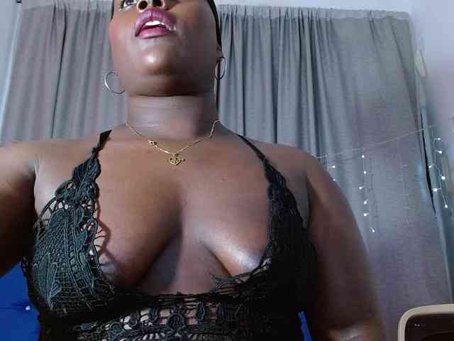 bigass-ebony webcam