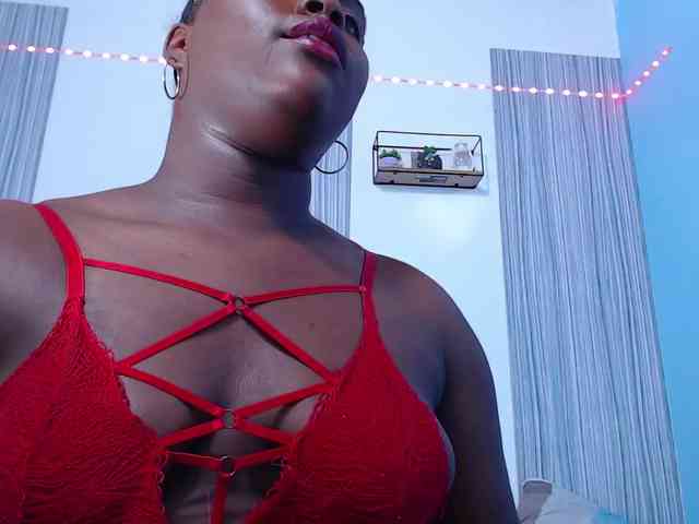bigass-ebony webcam