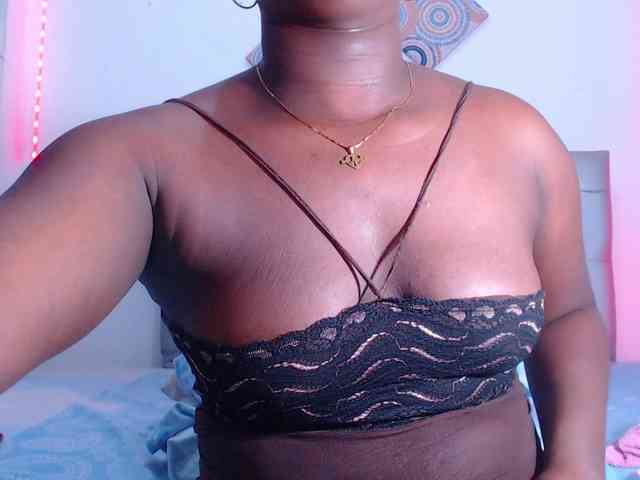 bigass-ebony webcam