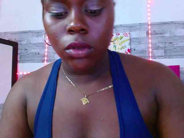 bigass-ebony webcam