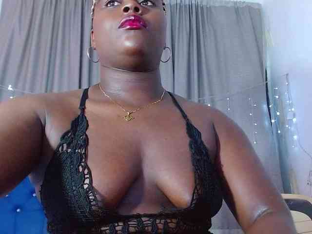 bigass-ebony webcam