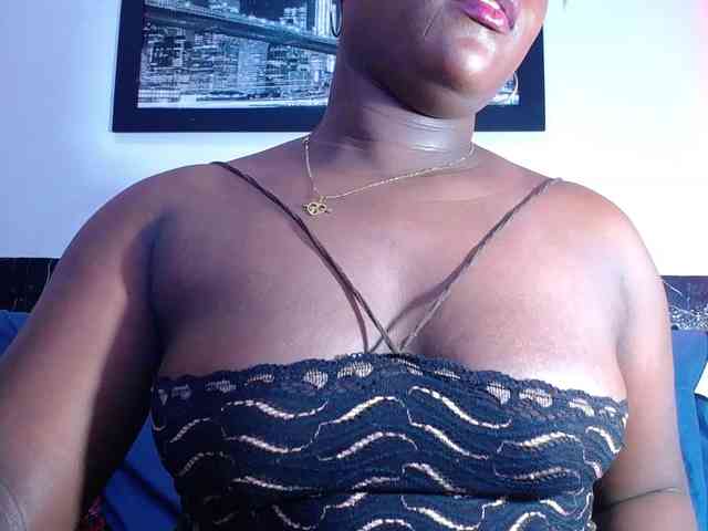 bigass-ebony webcam