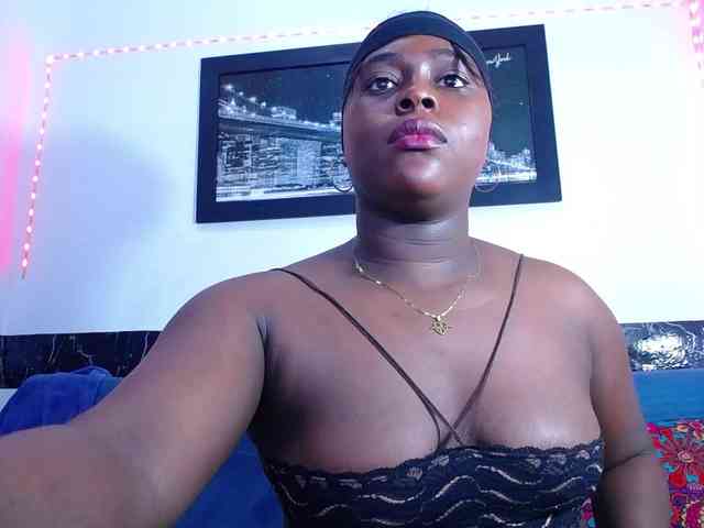 bigass-ebony webcam