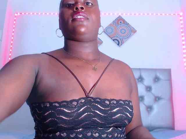 bigass-ebony webcam