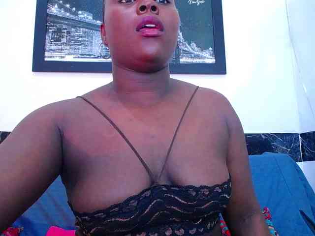 bigass-ebony webcam