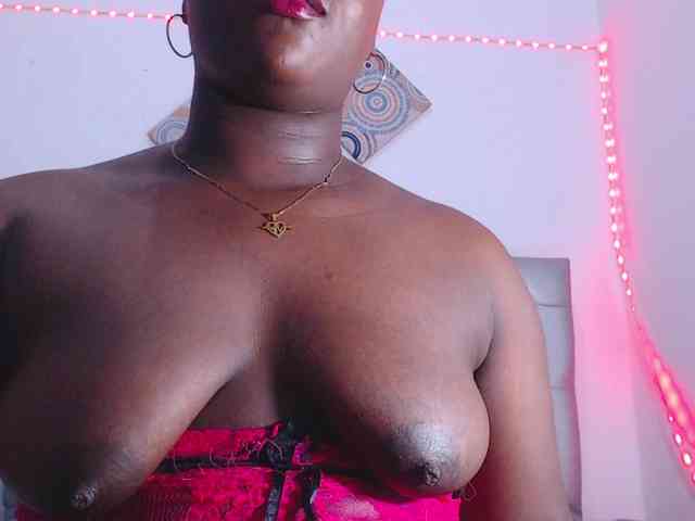bigass-ebony webcam