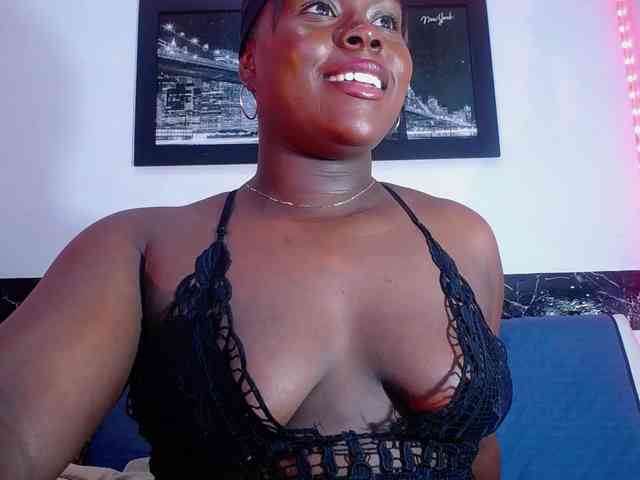bigass-ebony webcam