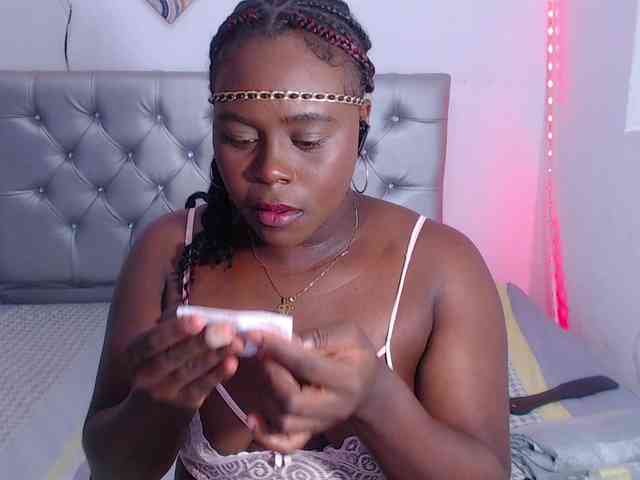 bigass-ebony webcam