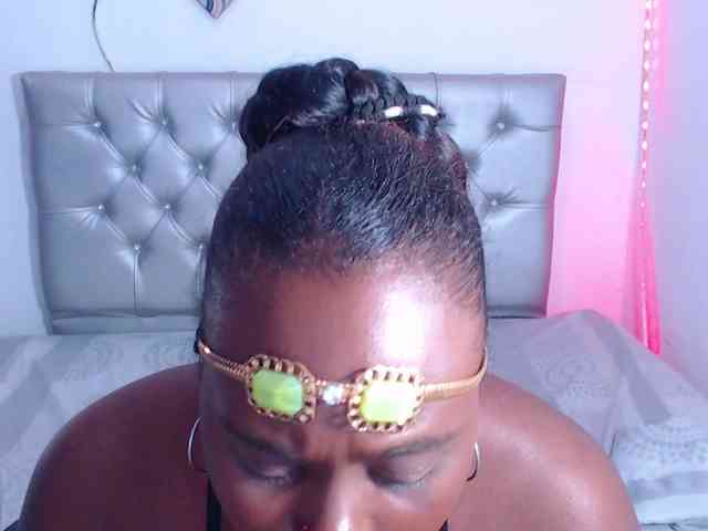 bigass-ebony webcam