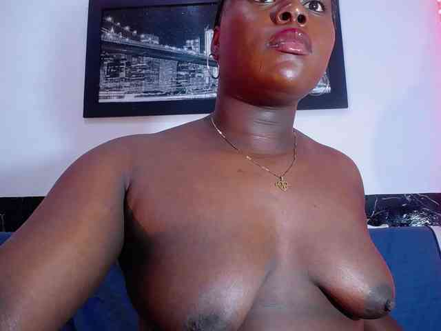 bigass-ebony webcam