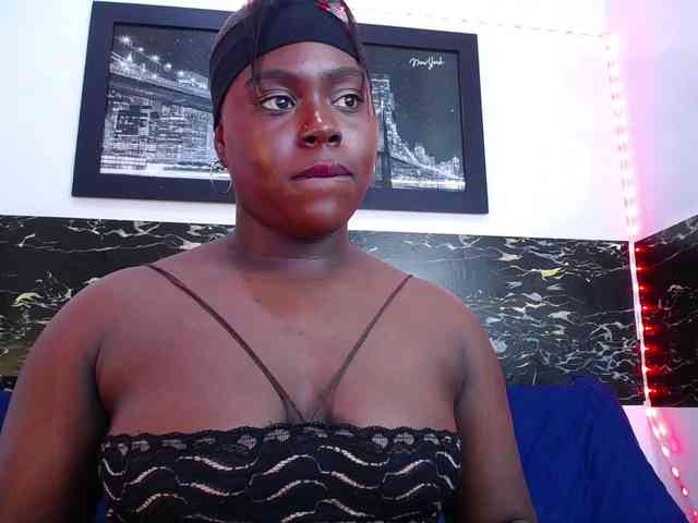 bigass-ebony webcam