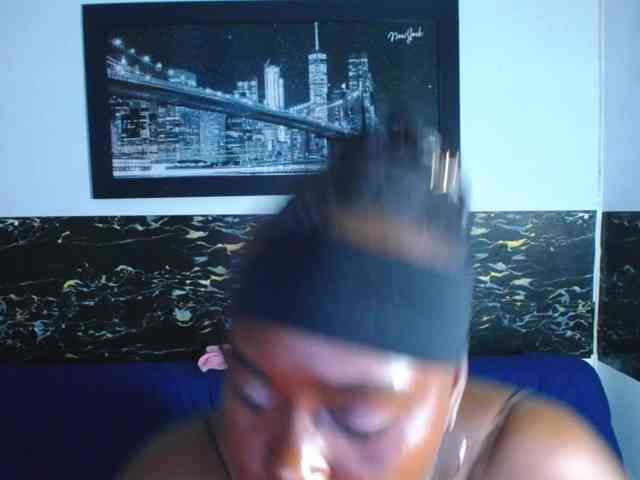 bigass-ebony webcam