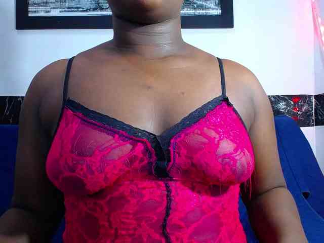 bigass-ebony webcam