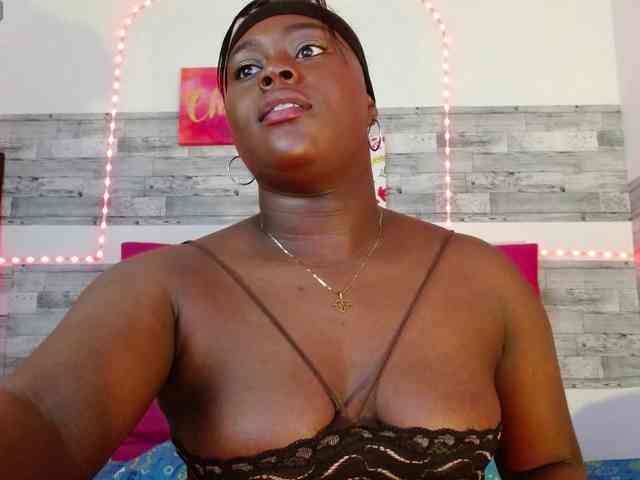 bigass-ebony webcam