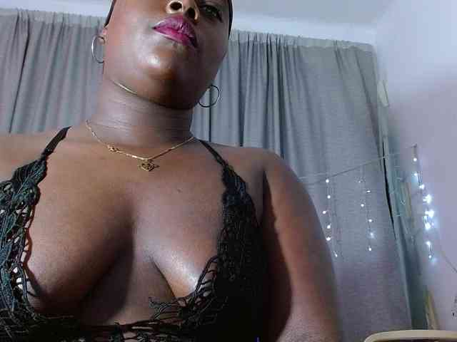 bigass-ebony webcam