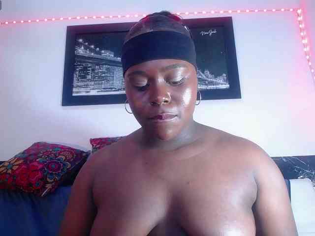 bigass-ebony webcam