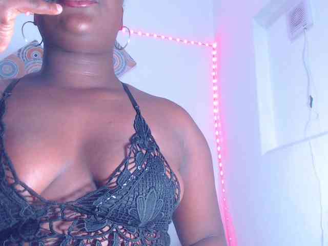 bigass-ebony webcam