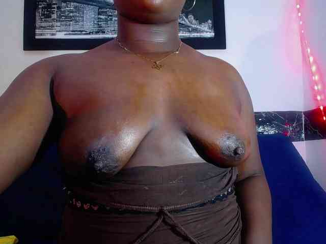 bigass-ebony webcam