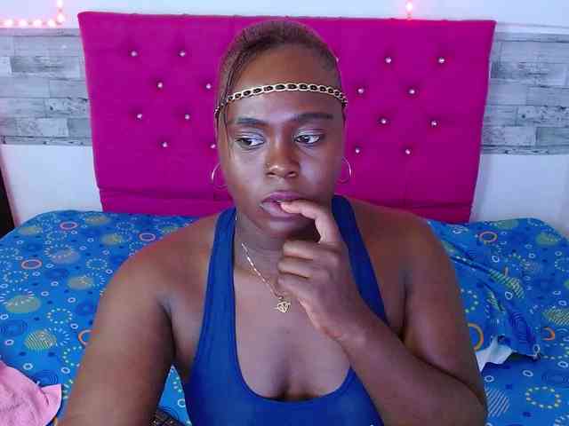 bigass-ebony webcam