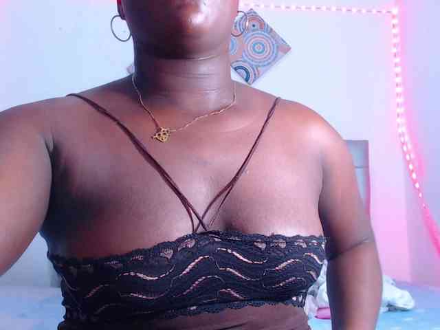 bigass-ebony webcam