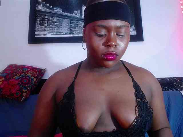 bigass-ebony webcam
