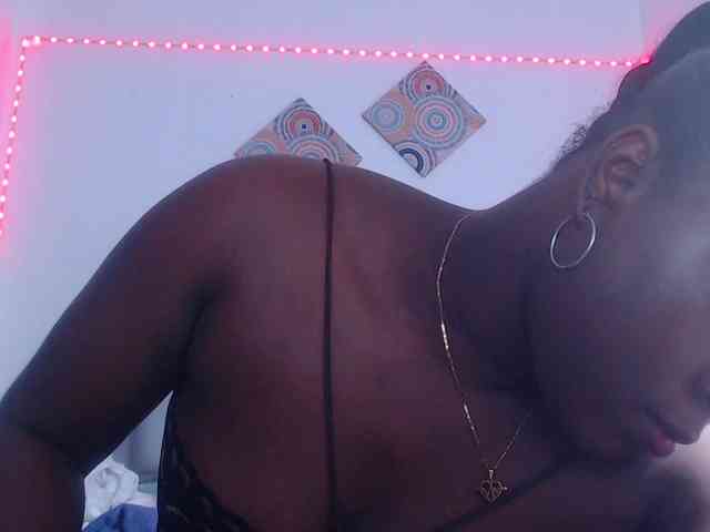 bigass-ebony webcam