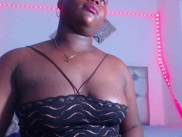 bigass-ebony webcam