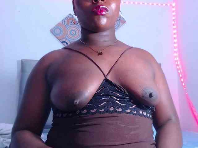 bigass-ebony webcam