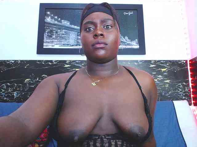 bigass-ebony webcam