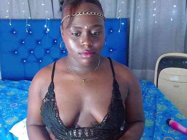 bigass-ebony webcam