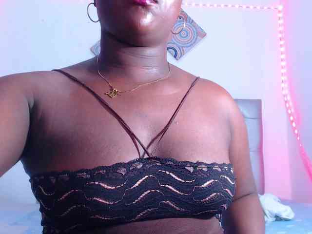bigass-ebony webcam
