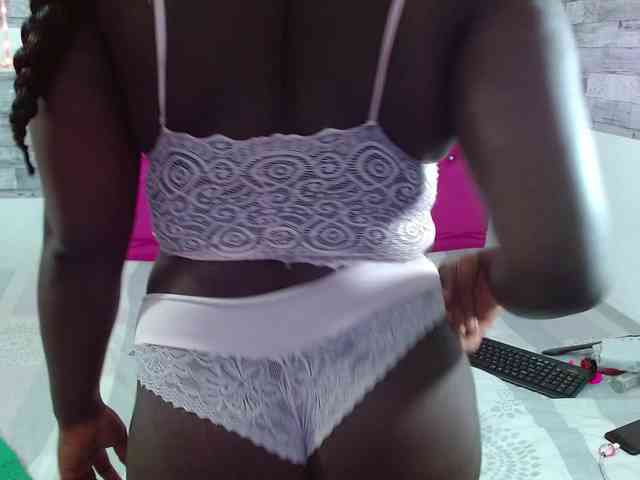 bigass-ebony webcam