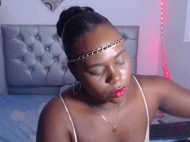 bigass-ebony webcam