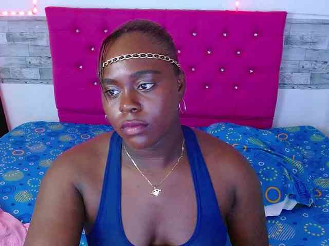 bigass-ebony webcam