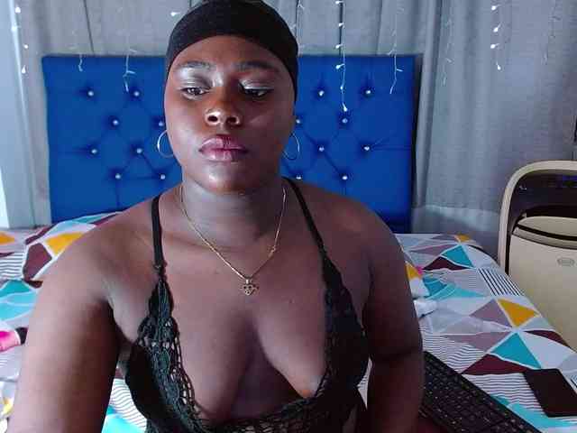 horny chatroom Bigass-ebony