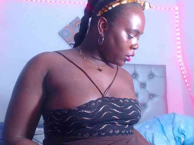 bigass-ebony webcam