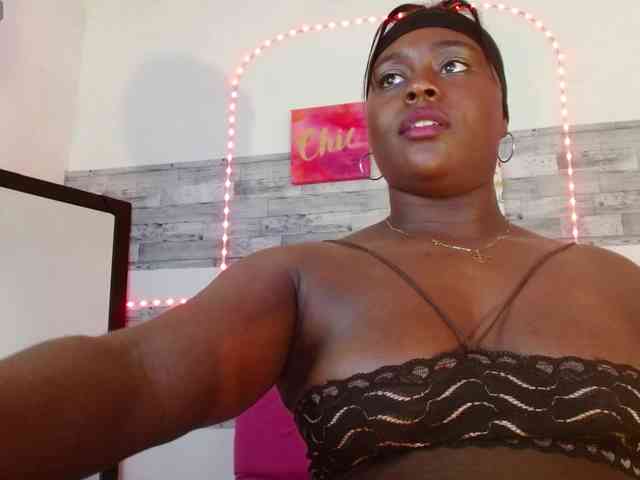 bigass-ebony webcam