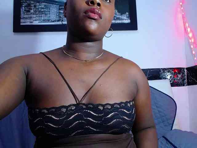 bigass-ebony webcam