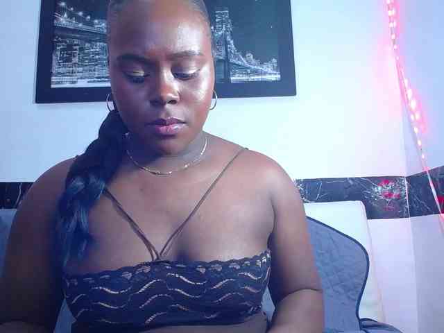 bigass-ebony webcam